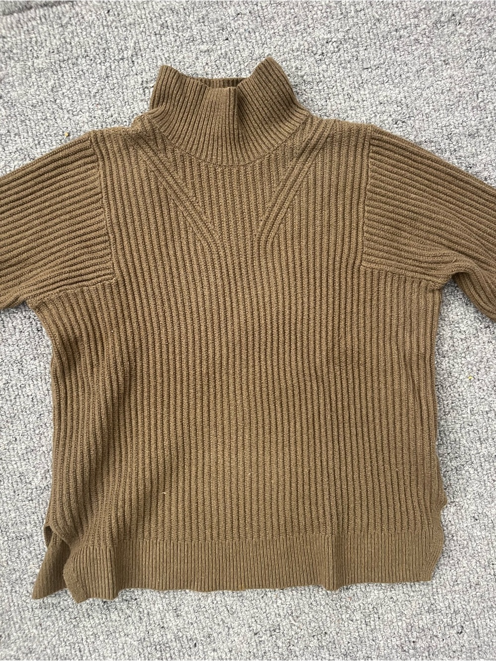 Banana Republic Brown Ribbed Turtleneck Sweater
